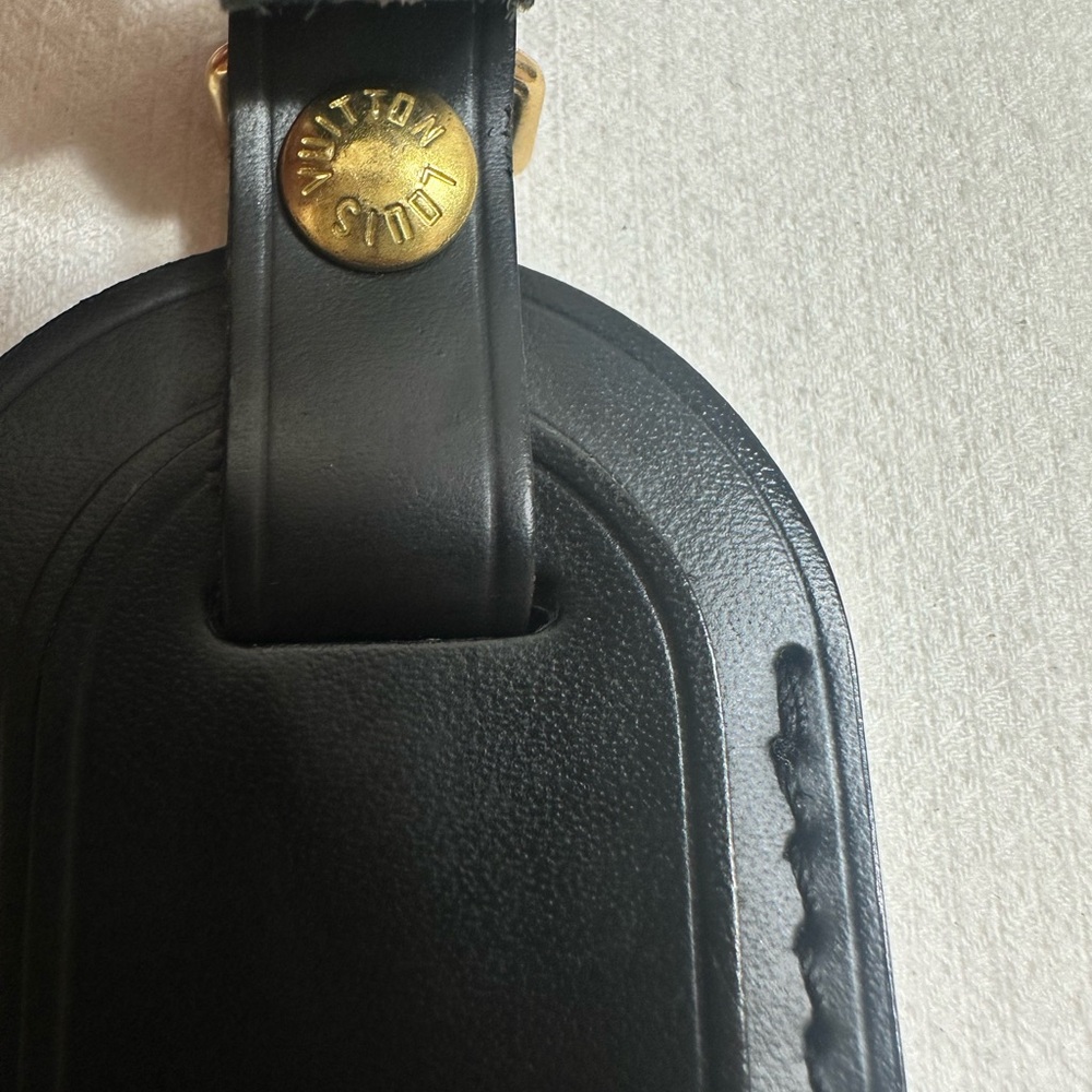 Louis Vuitton Name Tag - Picture 6 of 6